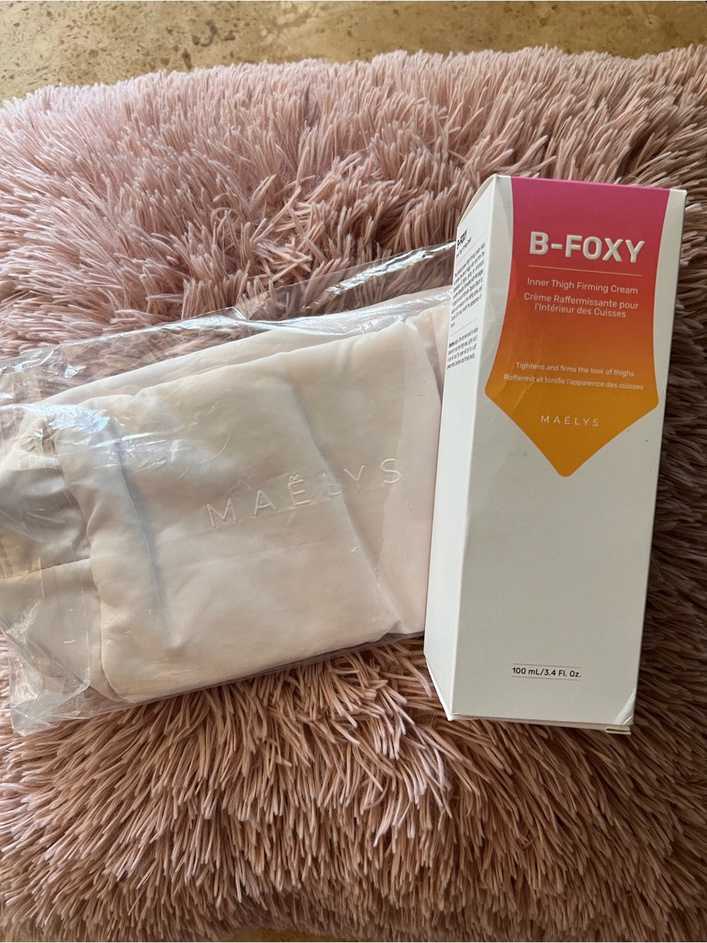 MAELYS B-FOXY Inner Thigh Firming Cream -With Large Cosmetic Bag
